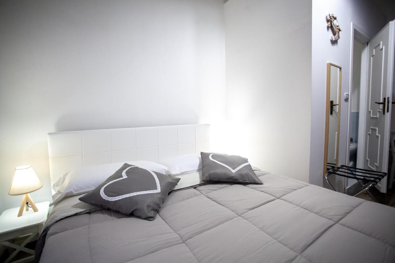 Alba Del Capo Bed & Breakfast ปาแลร์โม ภายนอก รูปภาพ
